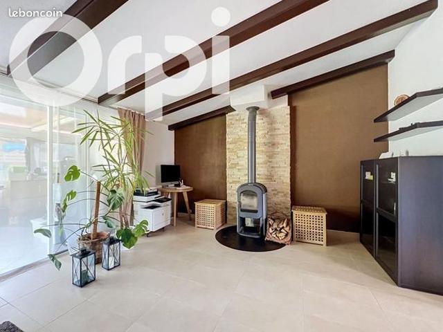 Maison vente à Saint-Julien-en-Genevois, Valleiry