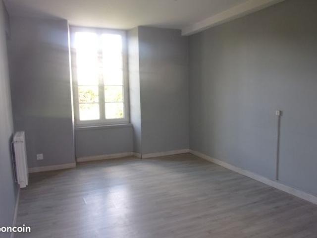 Maison vente à Niort, La Foye-monjault