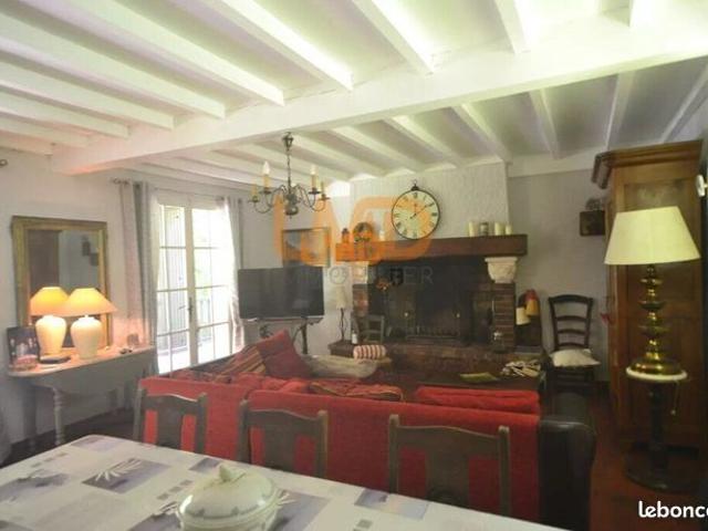 Maison vente à Castellane, Anglès