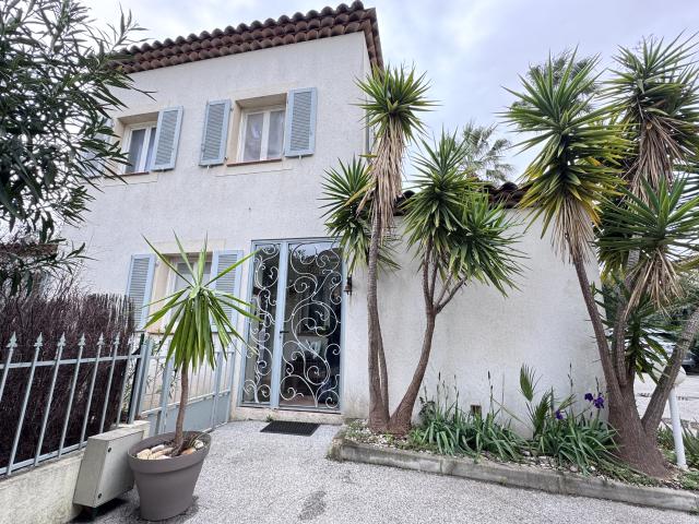 Maison vente à Arrondissement de Toulon, Toulon