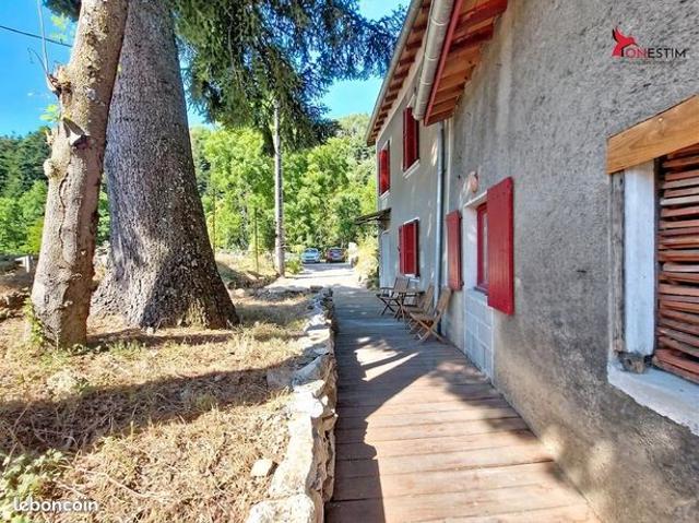 Maison vente à Roanne, Champoly