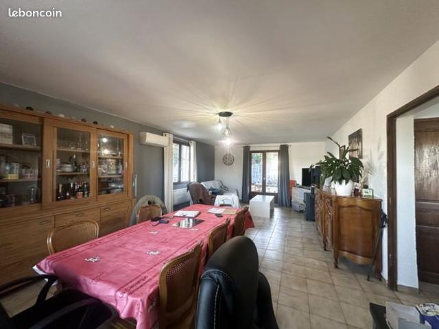 Maison vente à Nîmes, Milhaud