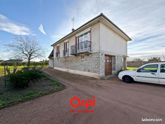 Maison vente à Montluçon, Ainay-le-château