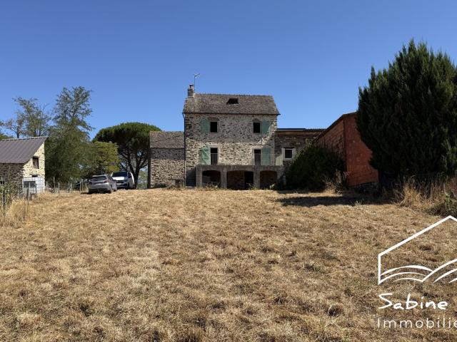 Maison vente à Villefranche-de-Rouergue, La Salvetat-peyralès