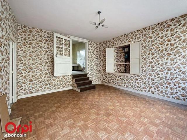 Maison vente à Montluçon, Montmarault