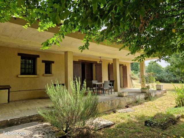 Maison vente à Sarlat-la-Canéda, Le Bugue