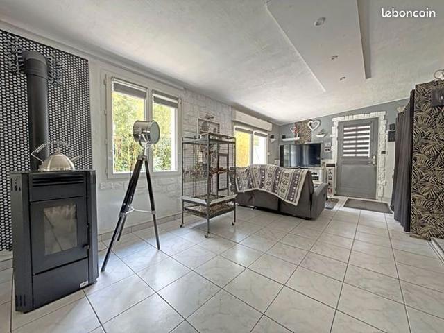 Maison vente à Laon, Corbeny