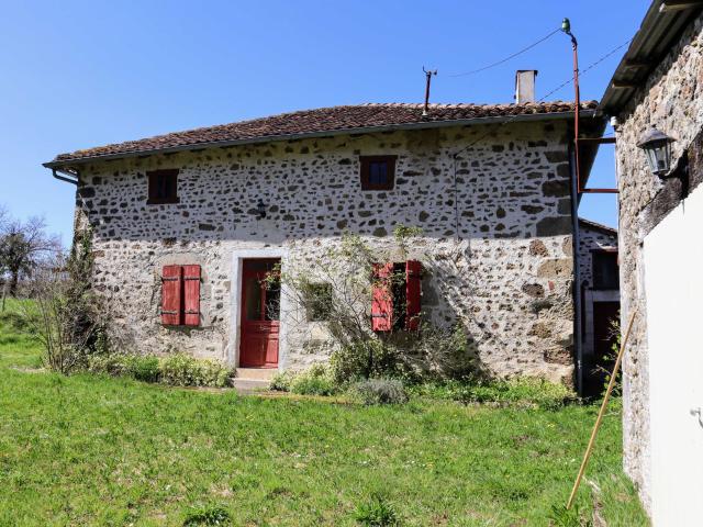 Maison vente à Confolens, Pressignac