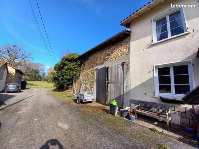 Maison vente à Confolens, Brigueuil