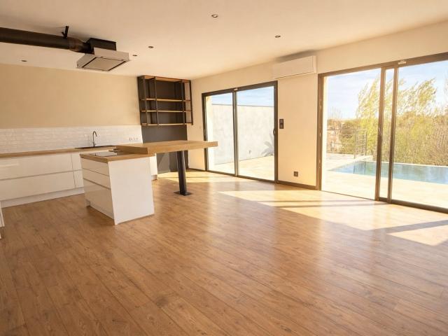 Maison vente à Nîmes, Bellegarde