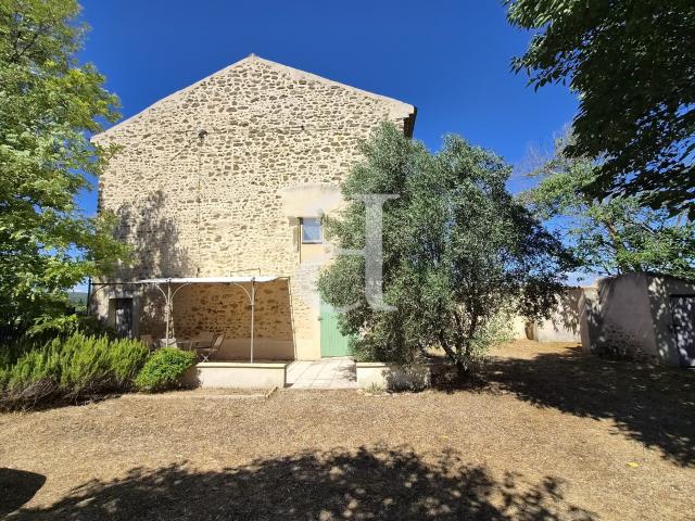 Maison vente à Carpentras, Sainte-cécile-les-vignes