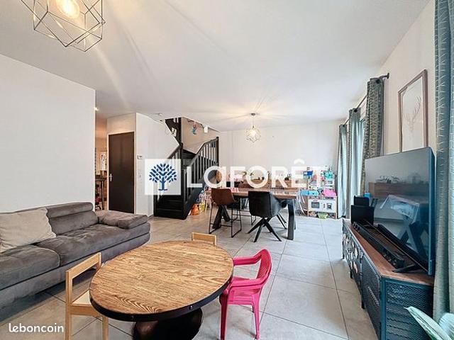 Maison vente à La Boisse, Guadeloupe