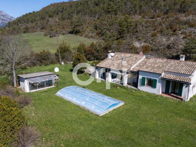 Maison vente à Trigance, Var