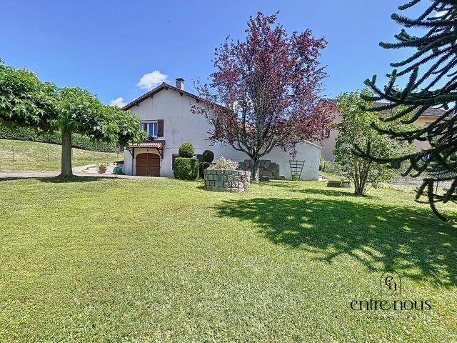 Maison vente à Cours-la-ville