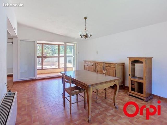 Maison vente à Chambéry, Le Pontet
