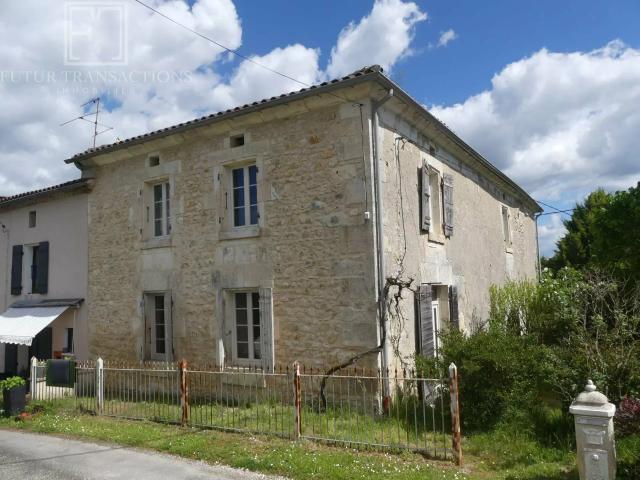 Maison vente à Nontron, Champagnac-de-belair
