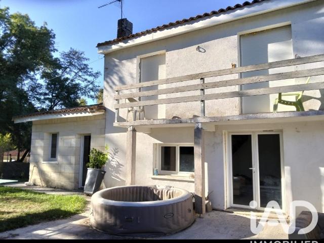 Maison vente à Marot, Villegouge