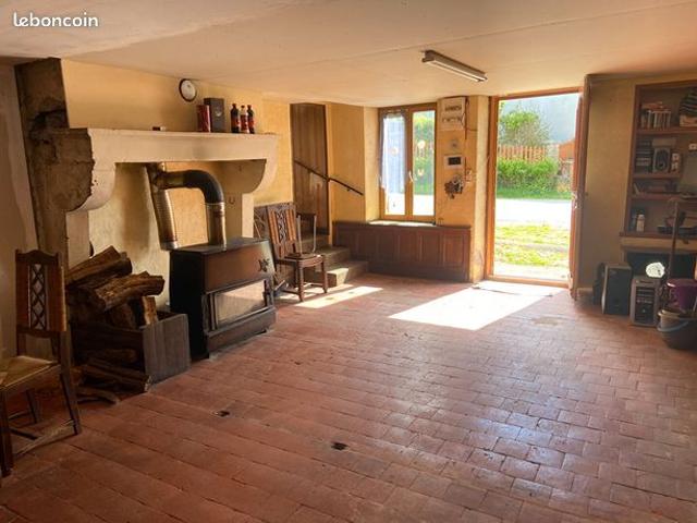 Maison vente à Nevers, Poiseux