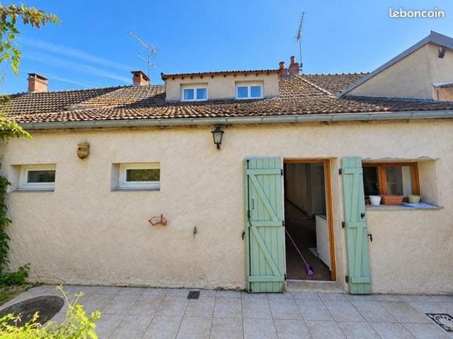 Maison vente à Ainay-le-Vieil, Cher