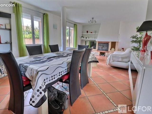Maison vente à Arrondissement de Toulon, La Londe-les-maures