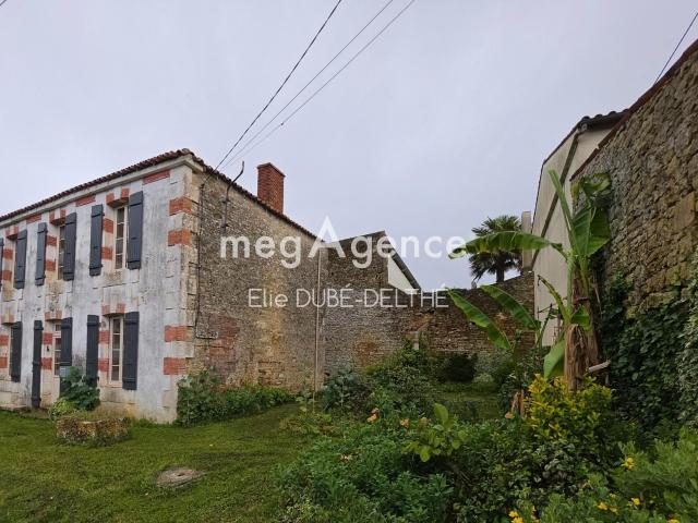 Maison vente à Fontenay-le-Comte, Saint-juire-champgillon