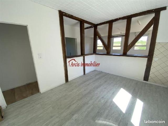 Maison vente à Troyes, Mailly-le-camp