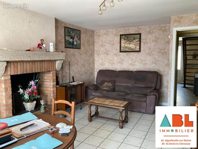 Maison vente à Nantes, Remouillé