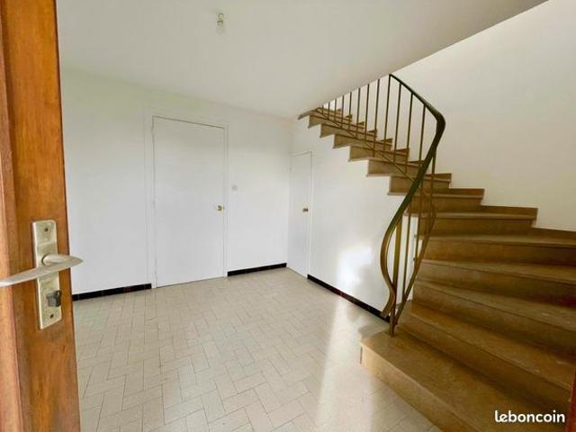 Maison vente à Bourg-en-Bresse, Saint-cyr-sur-menthon