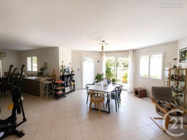 Maison vente à Bourg-en-Bresse, Montagnat