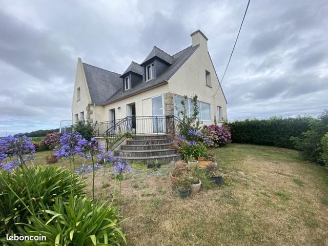 Maison vente à Guingamp, Bretagne