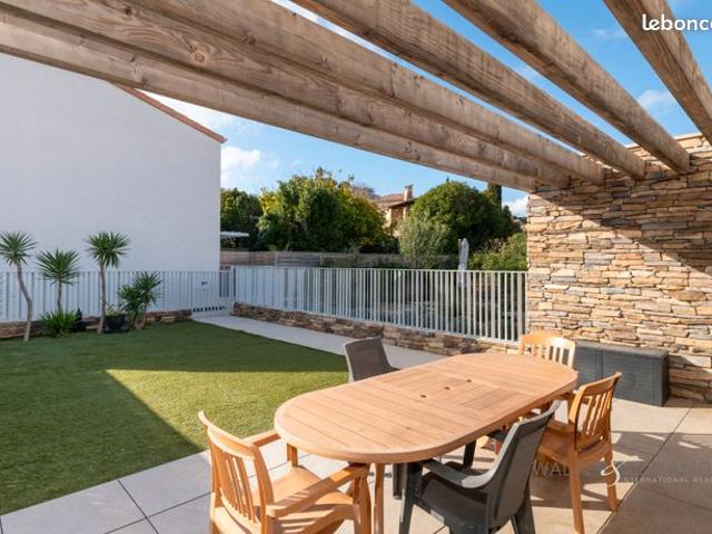 Maison vente à Arrondissement de Toulon, Carqueiranne