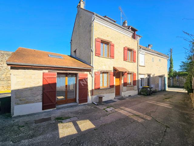 Maison vente à Pontoise, Us
