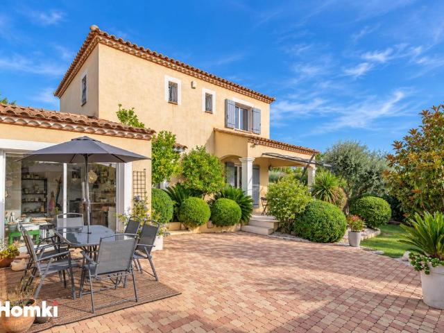 Maison vente à la Lône, Vers-Pont-du-Gard