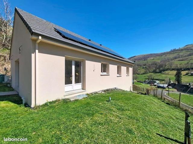 Maison vente à Mauriac, Saint-projet-de-salers