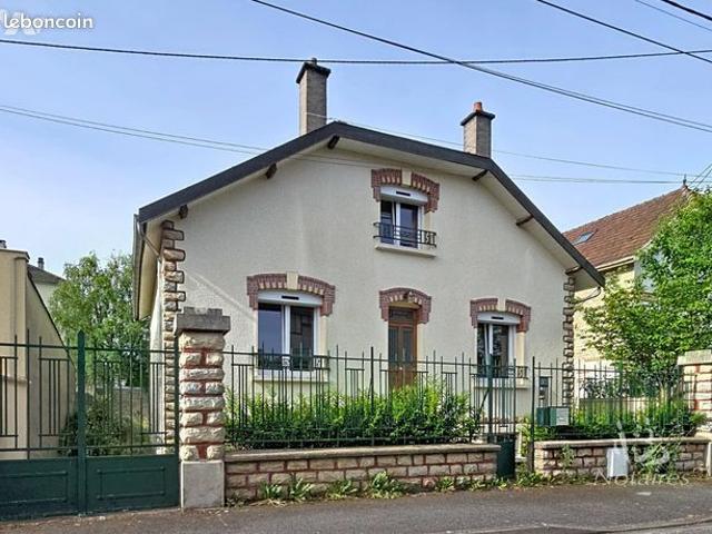 Maison vente à Sens, Chaumont