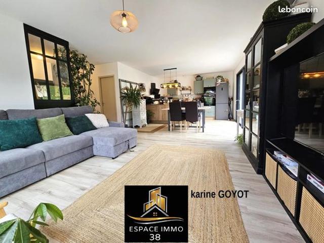 Maison vente à Grenoble, Auvergne-Rhône-Alpes