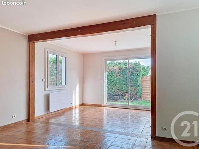 Maison vente à Melun, Le Châtelet-en-brie