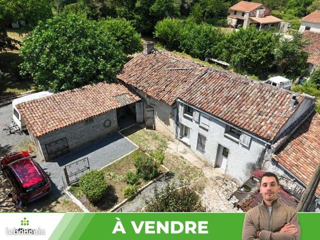 Maison vente à Confolens, Nanteuil-en-vallée