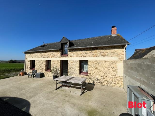 Maison vente à La Plesse, Ercé-en-Lamée