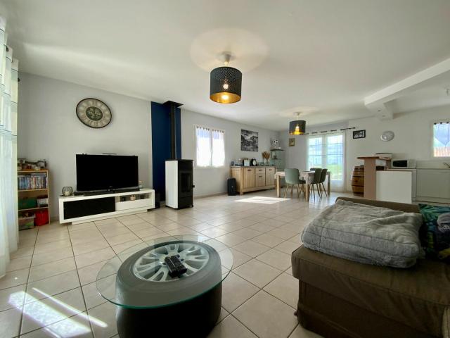 Maison vente à Jarnac-champagne, Charente-Maritime