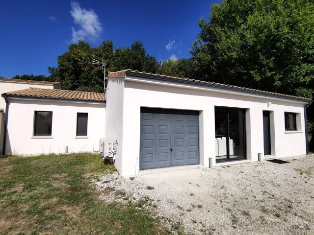 Maison vente à Saintes, Médis