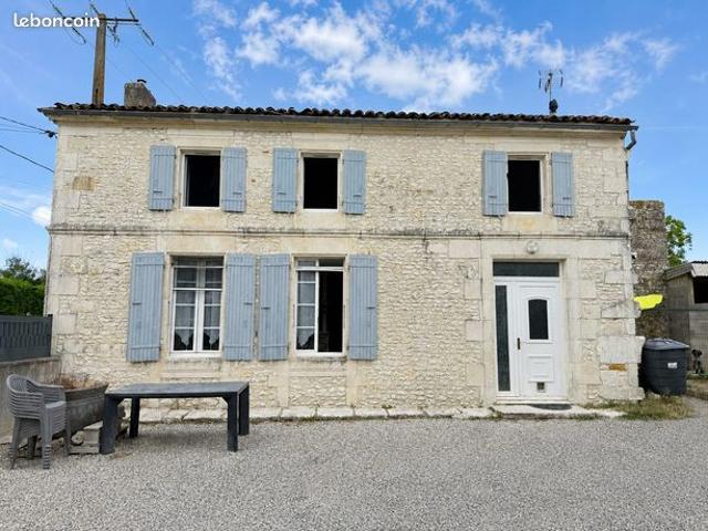 Maison vente à Saintes, Saint-andré-de-lidon