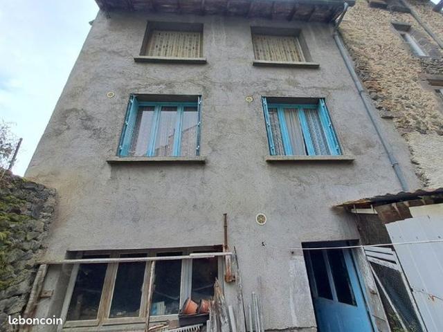 Maison vente à Saint-Flour, Cantal