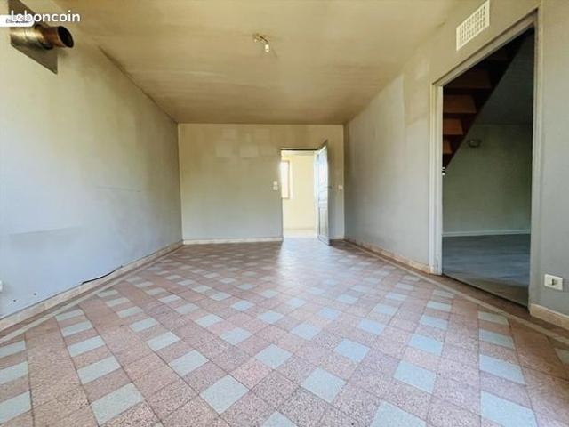 Maison vente à Saint-Amand-Montrond, Arcomps