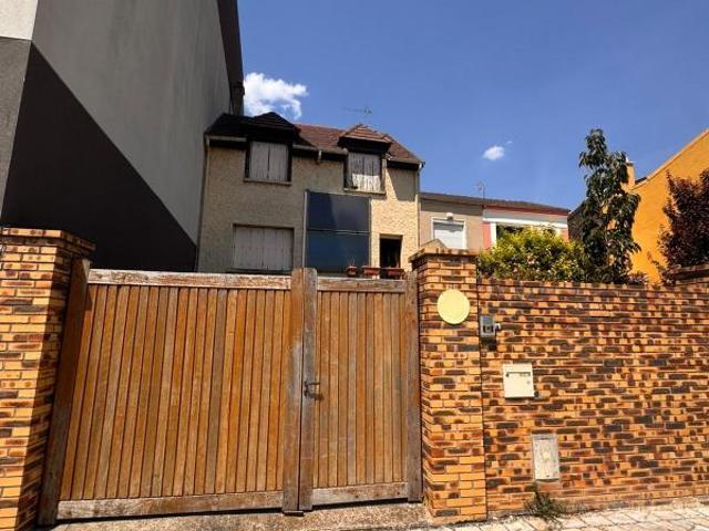 Maison vente à Bobigny, Bagnolet