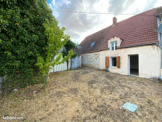 Maison vente à Confolens, Tessonnière