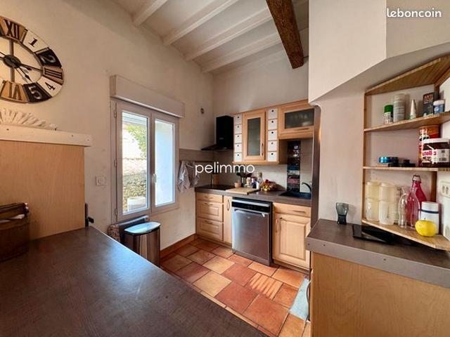 Maison vente à Aix-en-Provence, Lambesc