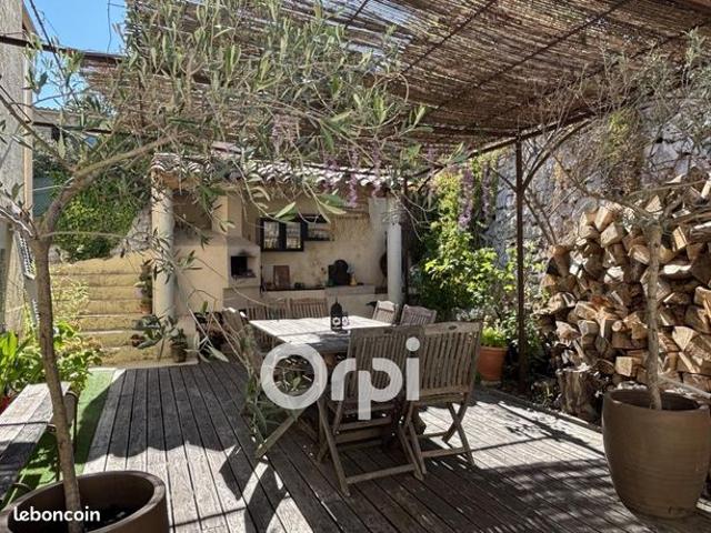 Maison vente à Marseille, Carnoux-en-provence