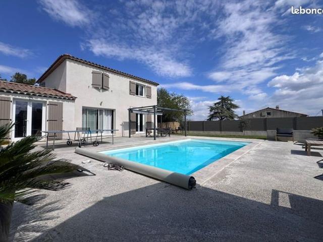 Maison vente à Aix-en-Provence, Gréasque