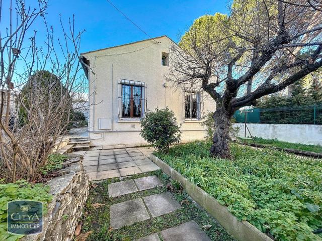 Maison vente à Nîmes, Croix de Fer